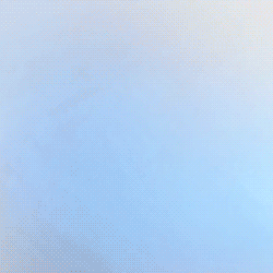 Gif de Cédric Suess qui rentre dans le cadre avec son téléphone